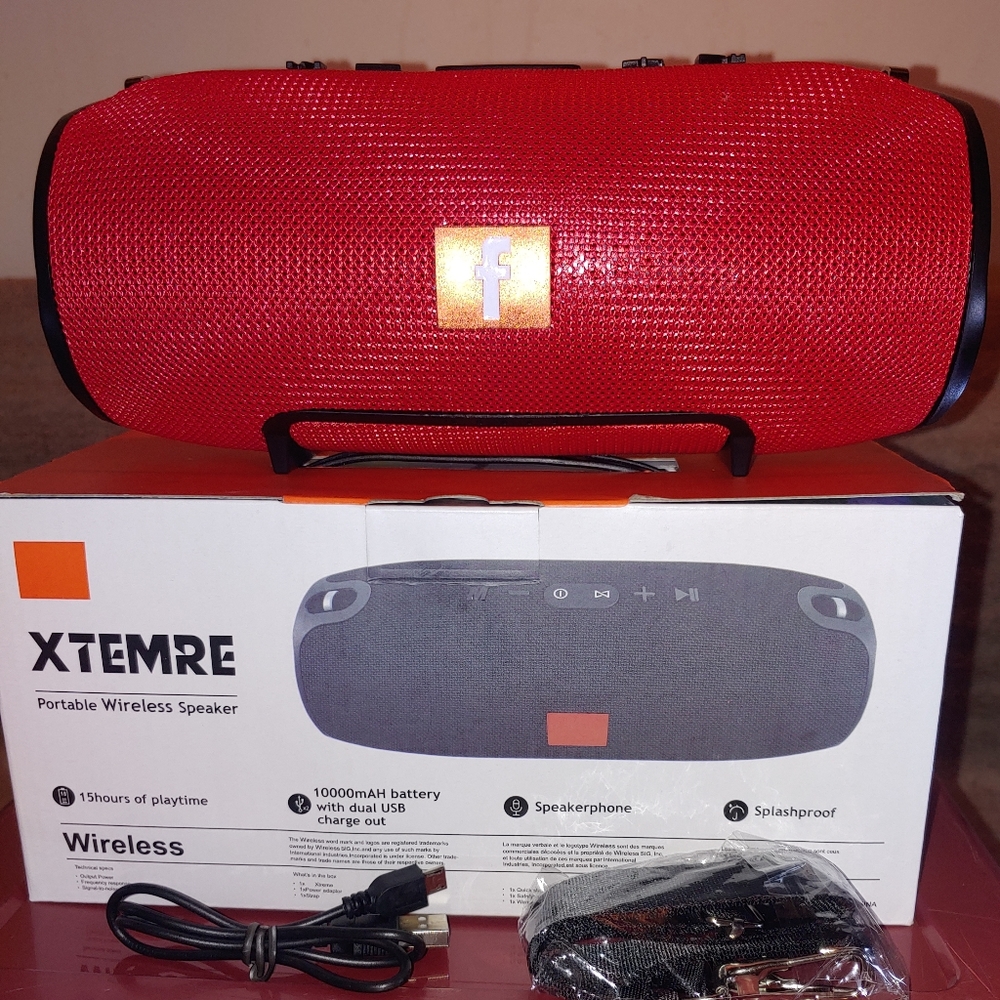 Bluetooth Speaker Portable - Red - Picture 2 of 12